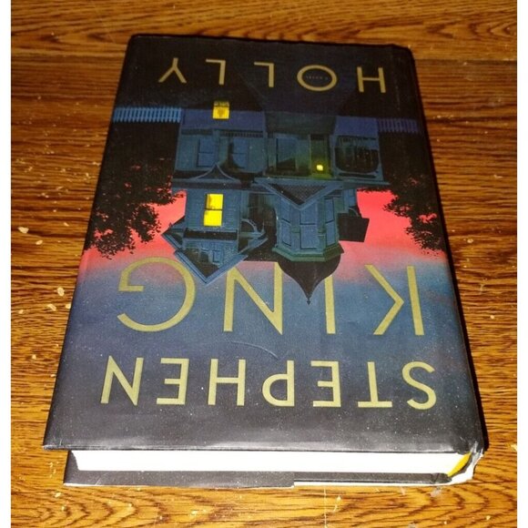 Holly (Stephen King, 2023) 1st Scribner Hardcover Book - Picture 6 of 8